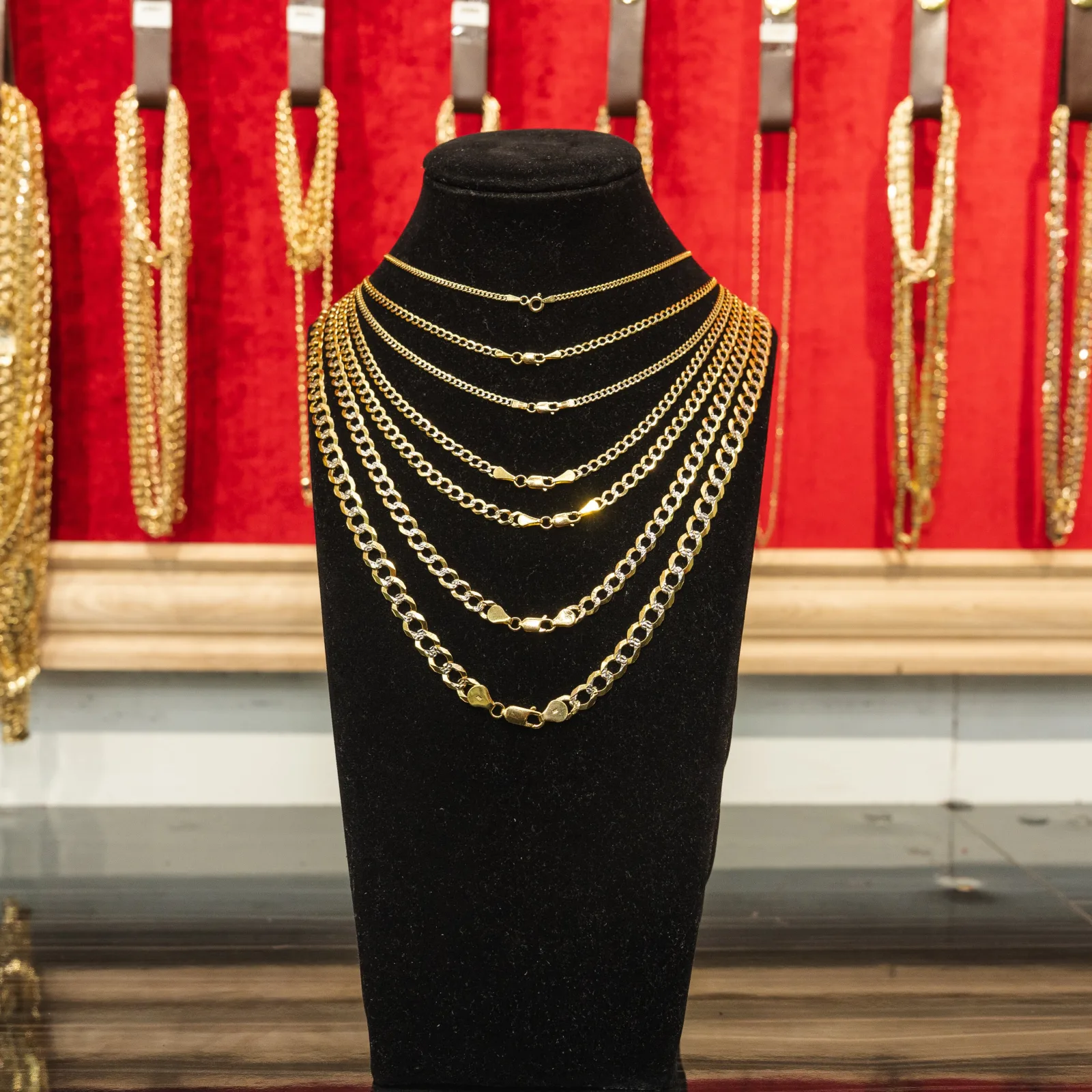 14KT Gold Chain Solid Curb Pave 3mm