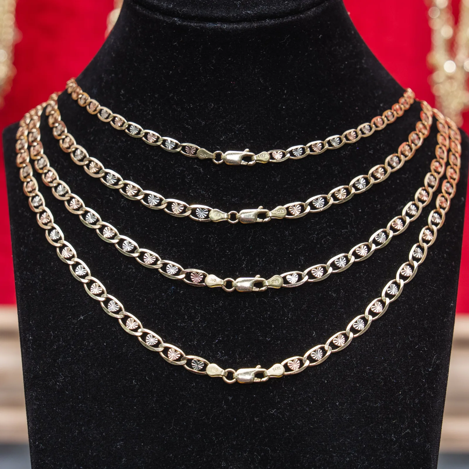 14KT Gold Chain Solid Tri Tone Heart Valentino with Plain Edge and Lobster Clasp 5mm